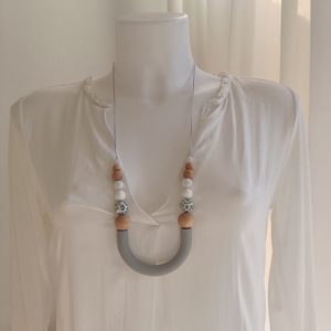 IMG20250113114241 Collar de maternidad, lactancia y porteo Grey Leopard